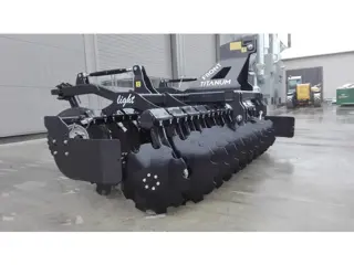 Kramer front schijveneg 2.5 en 3 meter breed