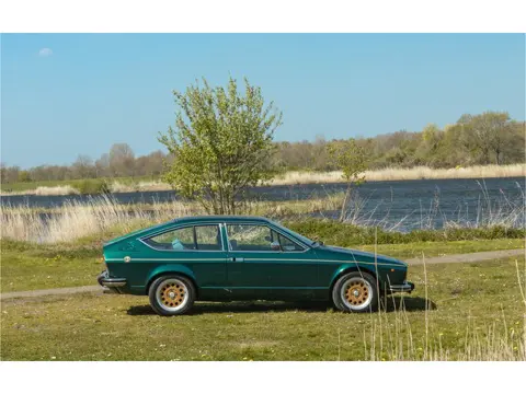 Alfa Romeo Alfetta 2.0 GT Veloce | 15" Ronal velgen