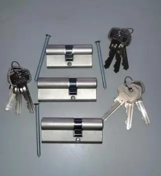 Profiel / Staart / Knopcilinders DOM Nemef