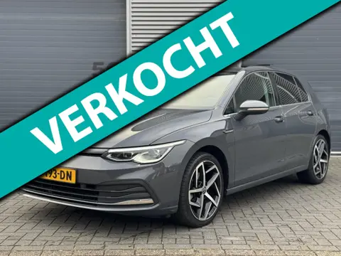 Volkswagen Golf 1.5 eTSI Style DSG Pano/Led/Xenon/Camera