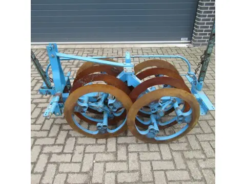 LEMKEN VARIOPACK 80  vorenpakker voor 2 schaar ploeg