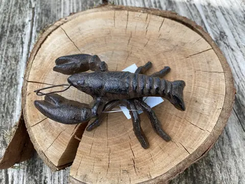 GIETIJZEREN KREEFTJE NIEUW