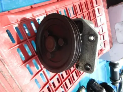 Power steering pump Lancia Thema 8.32