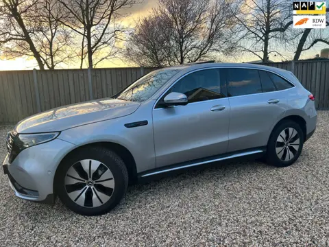 Mercedes-Benz EQC 400 4MATIC Business Solution AMG Zwart Leder \ Schuifdak \ Navi