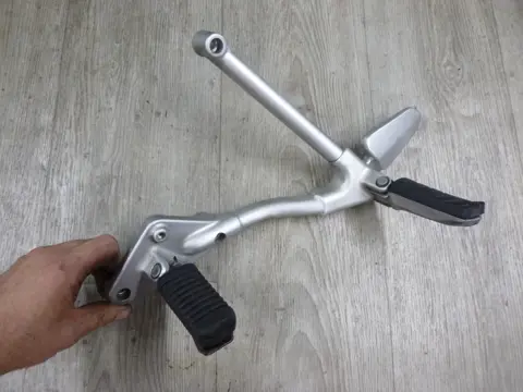LINKER SCHETSPLAAT Moto Guzzi Stelvio 2011 - 2016
