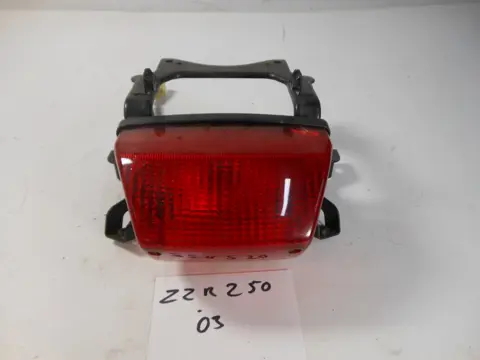 ACHTER LICHT Kawasaki ZZR 250 1990 - 1996