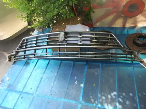 Front grill Fiat 2300 S Coupè