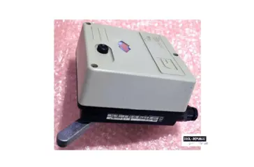 Refurbished Honeywell-Centra servomotor.