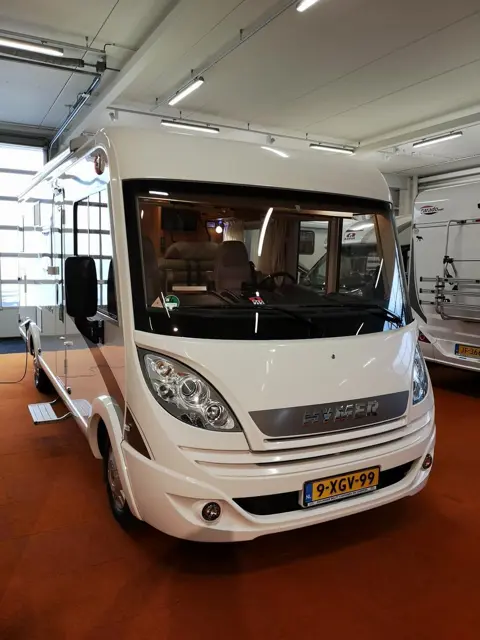 Hymer EXSIS-I 588 (2014)