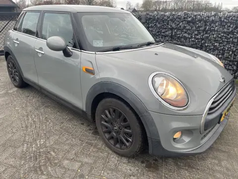 MINI Mini 1.5 One D Business (bj 2015)