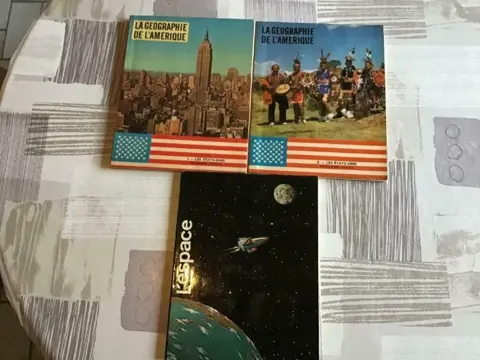 2 BOEKEN ;LA GEOGRAPHIE de L'AMERIQUE