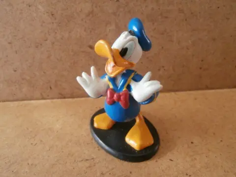 Donald duck poppetje 4 adv7355