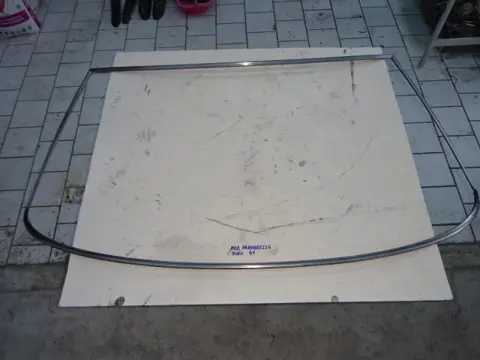 Windscreen molding Fiat Dino Coupè