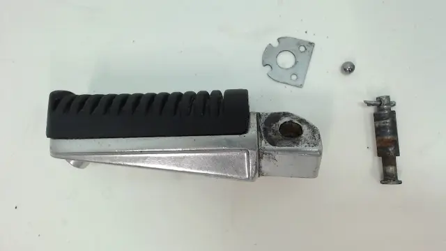 DUO VOETSTEUN RECHTS Yamaha XJR 1300 2008 - 2014