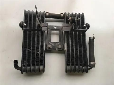 OLIEKOELER Aprilia RSV 1000 2001 - 2003