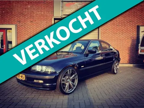 BMW 3-serie 323i E46 Executive AIRCO / NAV / 19" M6