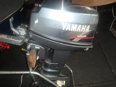 Yamaha's 25 langstaart voor Export