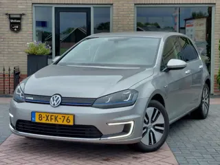 Volkswagen e-Golf | Camera | SOH 84% | NAP