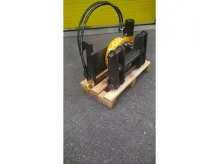 Quick Hitch Adapter  / Roto-Drive passend aan Giant shovels