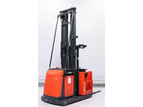 Linde V12 orderpicker hoogbouw