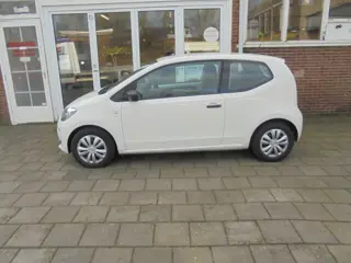 Foto 16 van Volkswagen up! 1.0 take up! BlueMotion Airco, sportonderstel