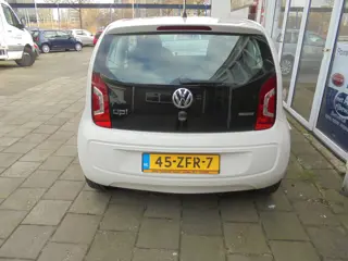 Foto 14 van Volkswagen up! 1.0 take up! BlueMotion Airco, sportonderstel