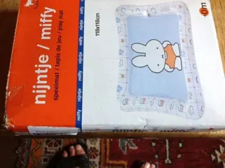 Nijntje air-towel - de rand wordt opgeblazen