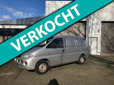 Hyundai H 200 GEZOCHT GEVRAAGD 0613896819 ALLE HYUNDAI H200 H100 TOPPRIJZEN