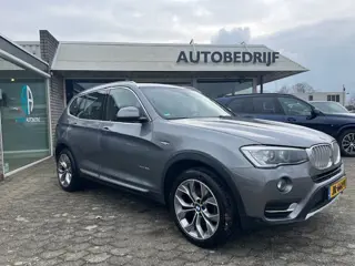 BMW X3 xDrive20i High Executive / 1 JAAR GARANTIE / Pano