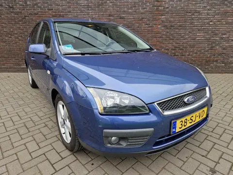Ford Focus 1.6-16V Futura 5 deurs LM velgen APK 10-26 climate