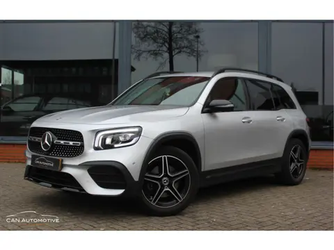 Mercedes-Benz GLB 200 AMG Line Night 360 Camera Sfeer