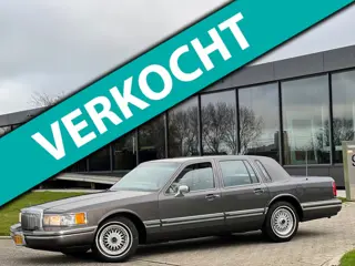 LINCOLN TOWNCAR 4.6 Signature V8 215PK+ Limo Bomvol 1e EIG