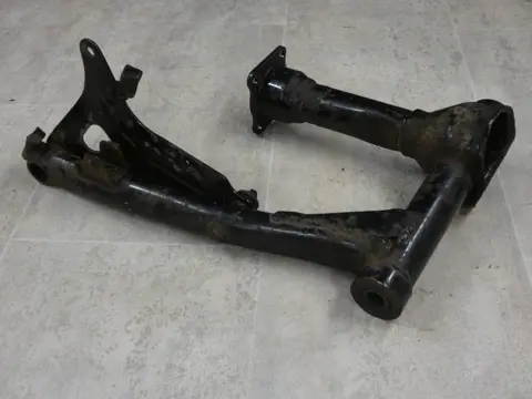 ACHTER BRUG Yamaha XS 750 1977 - 1979