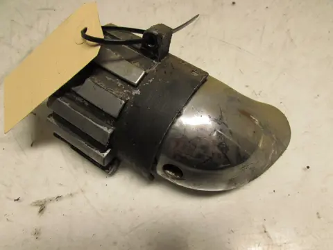 UITLAATBOCHTEN Yamaha V max 1987 - 2002