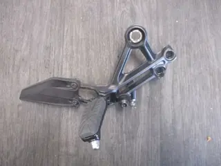 RECHTER SCHETSPLAAT KTM 125 Duke 2017 - 2020