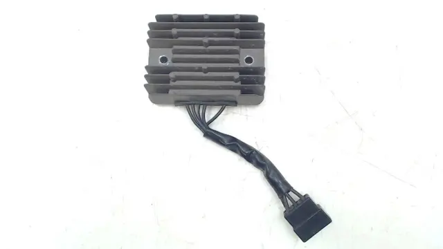 SPANNINGSREGELAAR Suzuki GSX R 750 2001 - 2003