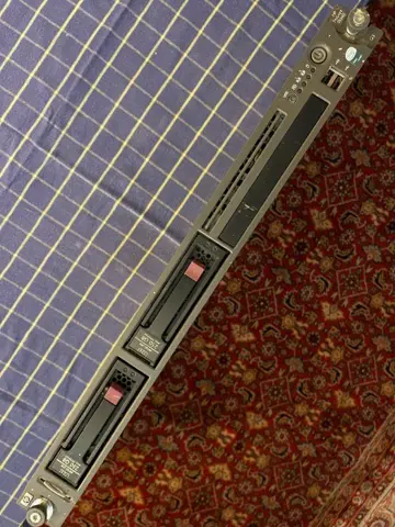 Een goed werkende HP Proliant DL140 server.