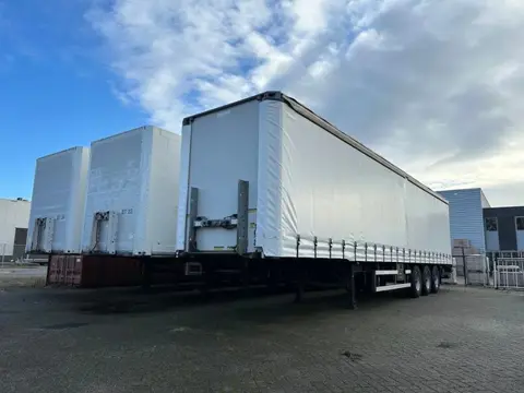 Groenewegen TE HUUR: DIVERSE OPLEGGERS / SCHUIFZEILEN MET LAADKLEP / GESLOTEN