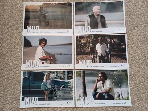 MUD     lobbycard set.