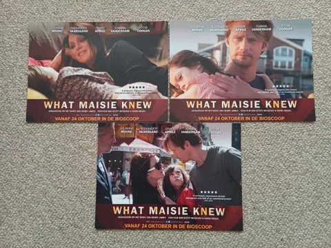 WHAT MAISIE KNEW lobbycard set.