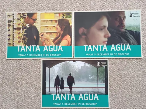 TANTA   AGUA     lobbycard set.