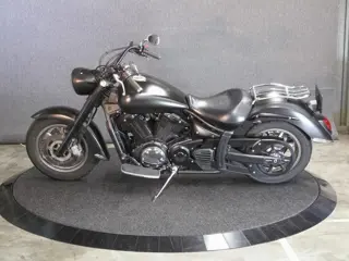 Yamaha XVS1300A Midnight Star Prachtige goedlopende motorfiets!