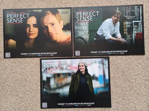 PERFECT   SENSE     lobbycard set.