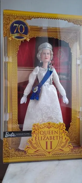 Mattel - 202211277195 - Pop Barbie signature Queen