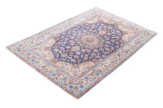 Isfahan Kork mit sehr viel Seide - mooi perzisch tapijt -