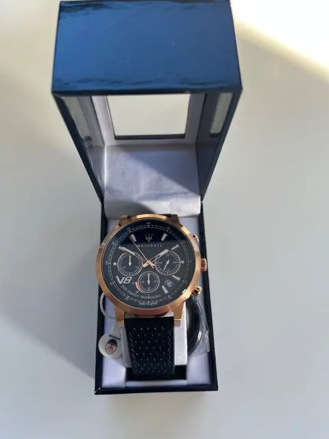 Horloge/klok/stopwatch - Maserati GranTurismo V8 - Maserati