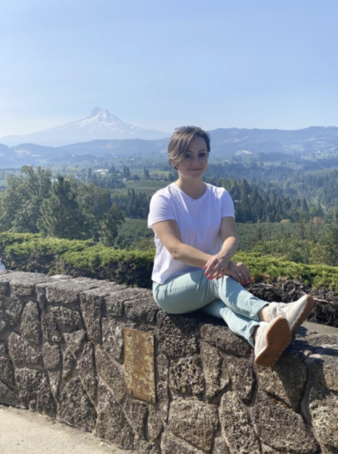 Ik ben spontaan, vrolijk, gezellig en intelligent.