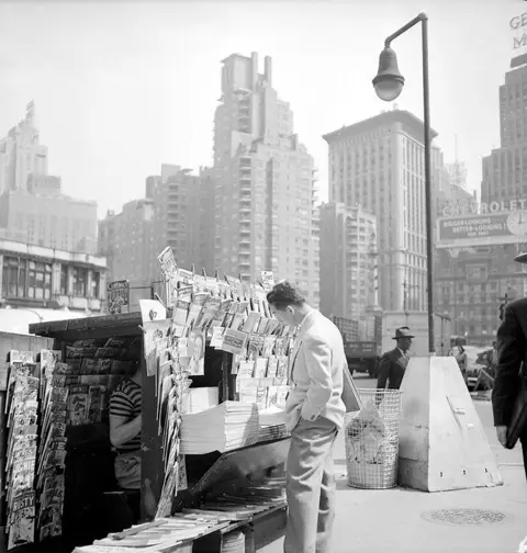 Pierre Boulat (1924-1998) - USA 1946 - Le kiosque à