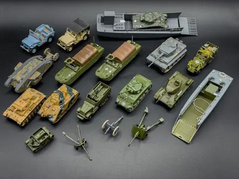Airfix - WW2 - Militaire voertuigen Carri Armati, Cannoni