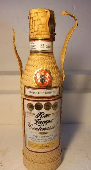 Zacapa - Centenario White Label - b. Jaren 2000 - 700ml